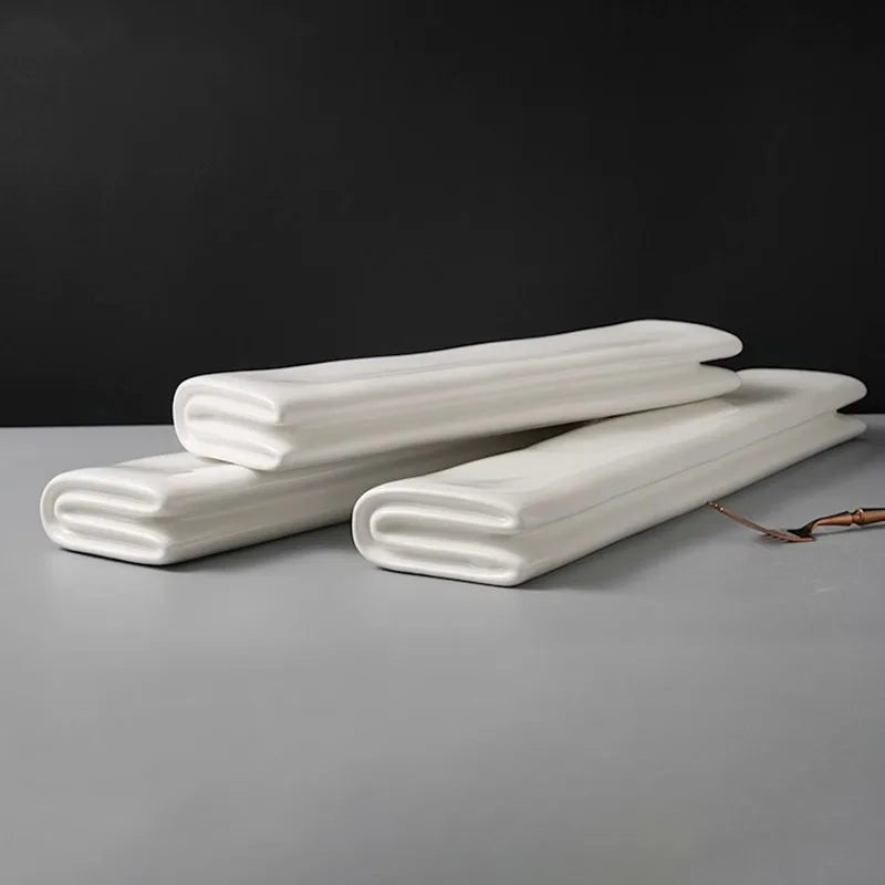 Solid Color Ceramic Folding Long Plate Restaurant Sushi Plate Dessert Plate Snack Plates Molecular Cuisine Specialty Tableware