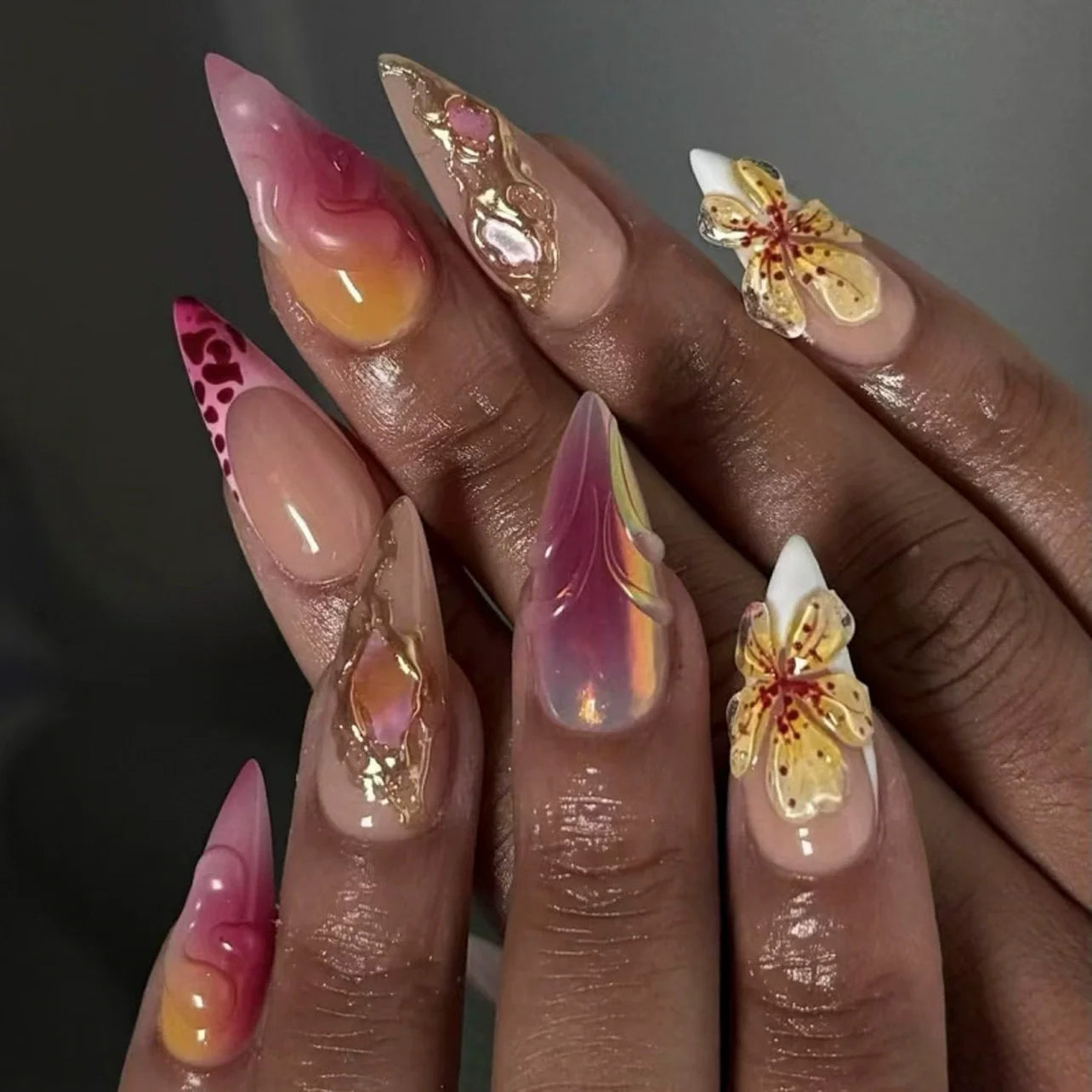 24Pcs Mid-length 3D Flowers Design Fingertips Sweet Butterfly Yellow Ripple Almond False Nails Detachable Full Cover Press Ons