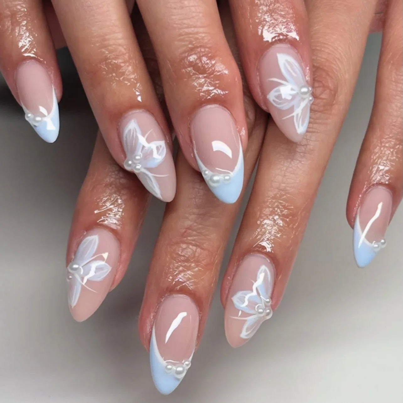 24Pcs Mid-length 3D Flowers Design Fingertips Sweet Butterfly Yellow Ripple Almond False Nails Detachable Full Cover Press Ons