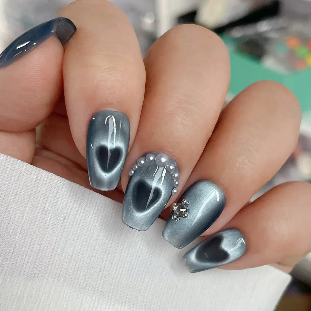 1/2/4pcY-shaped Love Heart Magnetic Auxiliary Tool For Match with Nail Magnet Suck Cat Eye Heart Shapes Effect Nail Gel DIY Tool