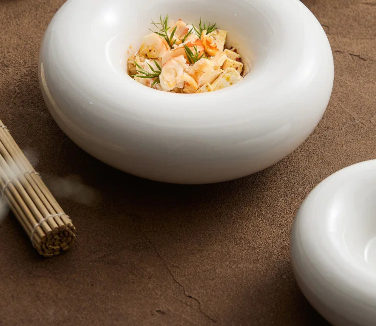 Artistic Cuisine White Tableware Heated Buffet Platter High-End Hotel Restaurant Featured Cold Dishes Personalized Plate